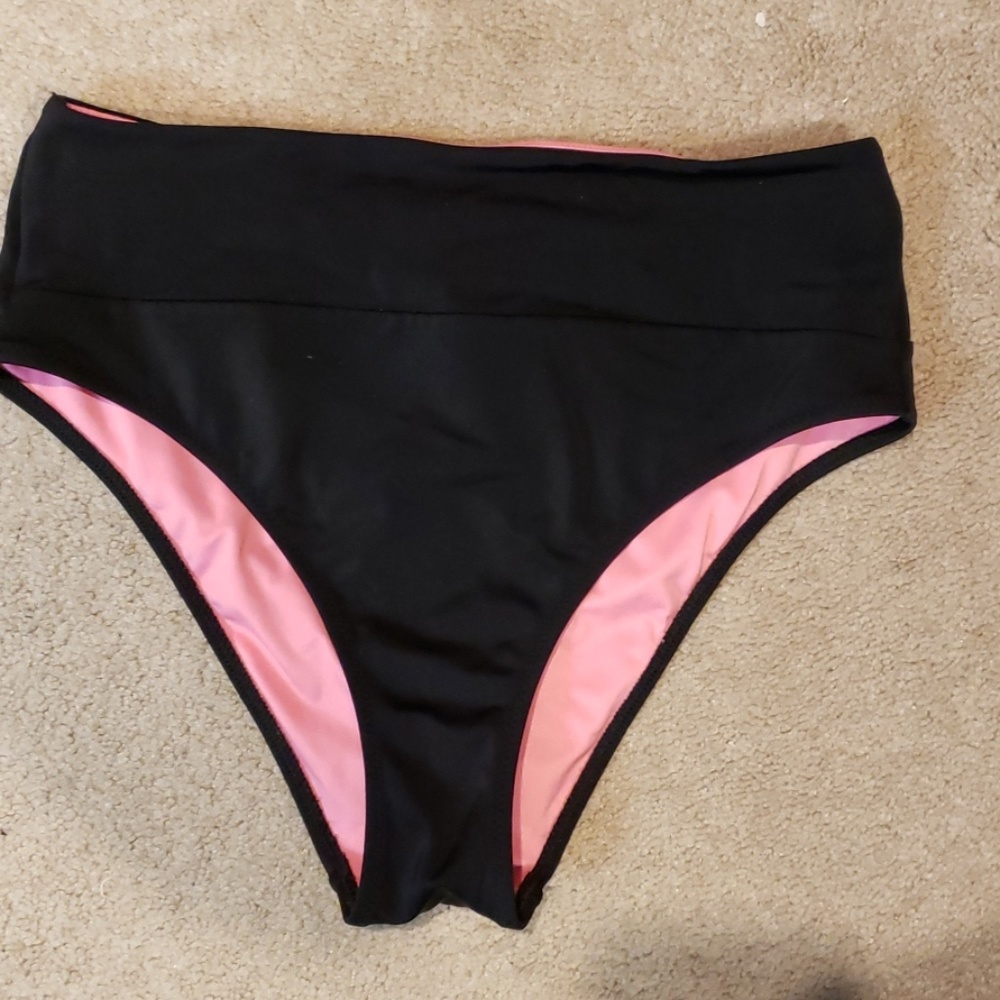 Black highwaisted bikini bottom